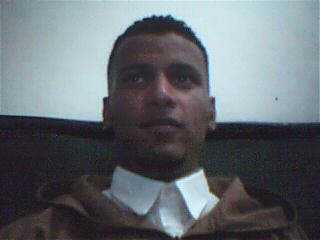 la c'est moi avec le djellaba lol